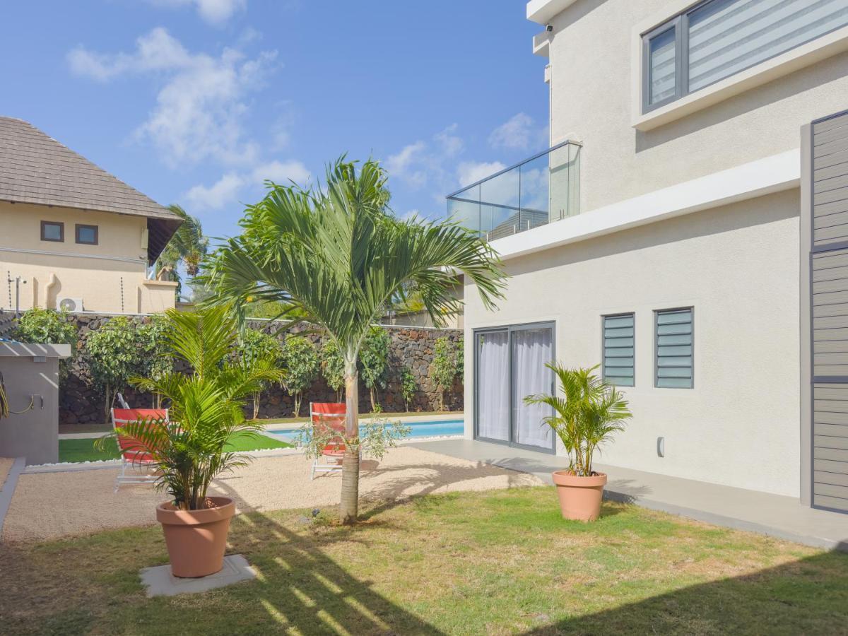 Spacious 4 Bedrooms Villa With Infinity Pool Grand Baie Exterior foto